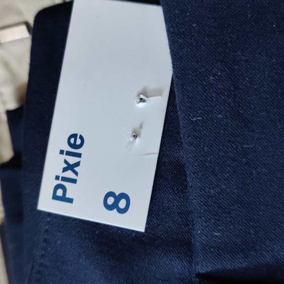 NWT OLD NAVY HIGH WAIST PIXIE SKINNY ANKLE. NAVY 8 - Picture 7 of 10